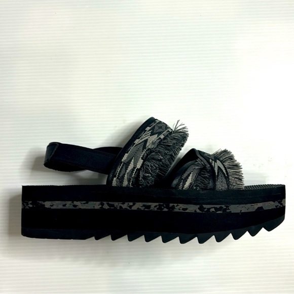 Free People x Teva Ceres Flatform Fringe Stappy Sandal Black boho size 9 - Picture 3 of 10